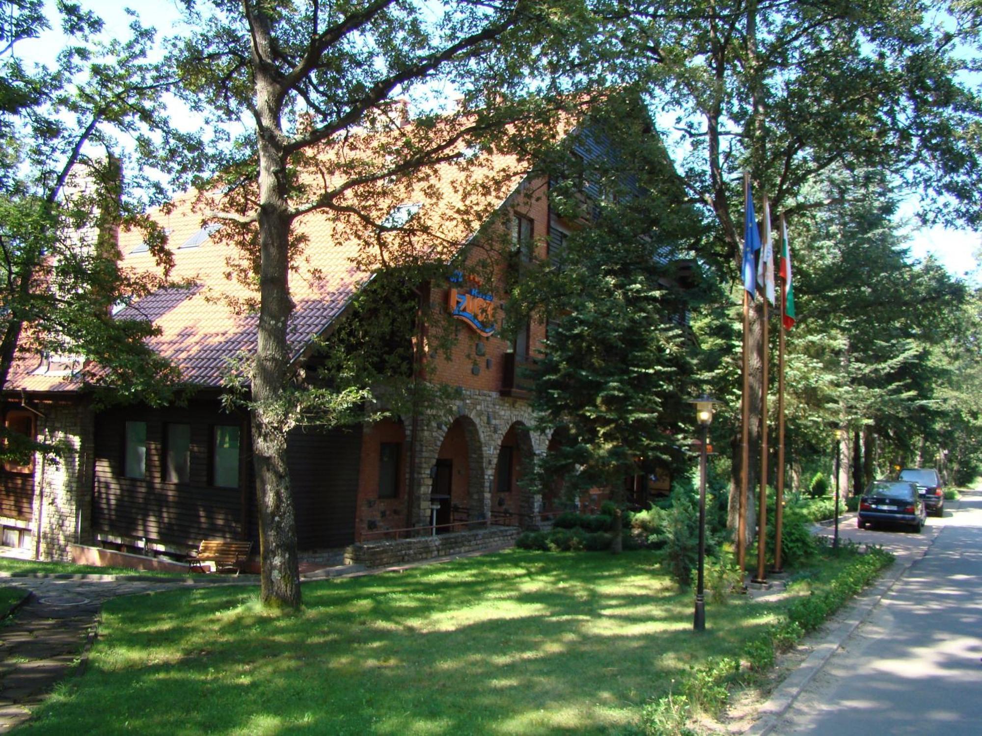 Hotel Izvor Starozagorski Bani Extérieur photo