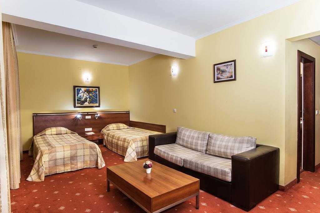 Hotel Izvor Starozagorski Bani Extérieur photo
